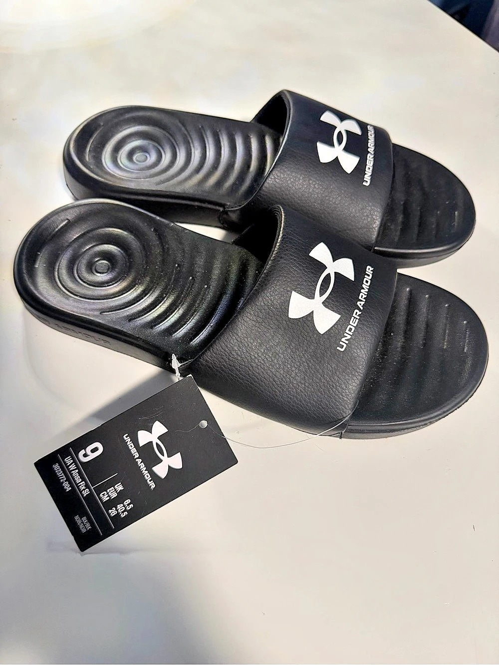 Under Armour  Black Slide Sandals Size 9